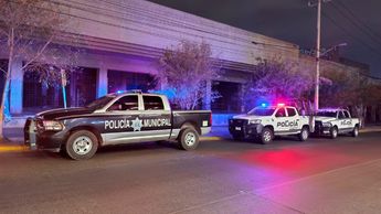 Patrullas de la Policía Municipal de Tlaquepaque a las afueras de la Nueva Central Camionera de Tlaquepaque | Telediario
