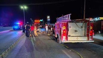 El sitio fue resguardado por efectivos de la Policía Municipal, Policía Estatal y agentes de Vialidad.