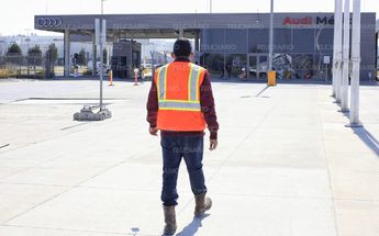 Trabajador de Audi en la planta de San José Chiapa, Puebla / Andrés Lobato