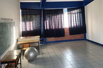 La mayoría de las veces el internet de la Red Jalisco no funciona en las aulas / Josefina Ruiz