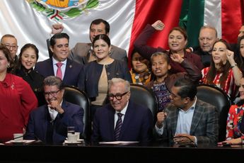 Visita de Rocha Moya en la Cámara de Diputados