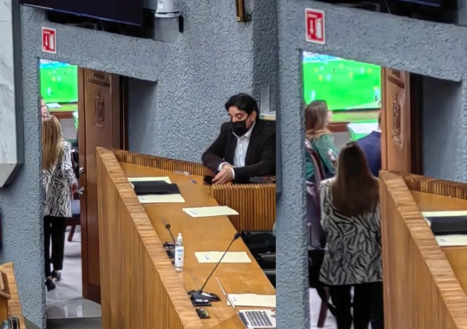 Diputados del PRI ven partido del mundial en sesión del Congreso