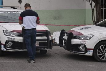 Víctor Manuel fue sorprendido por motosicarios que huyeron del sitio una vez que vieron a su víctima en el suelo / Agencia Es Imagen