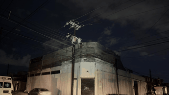 Explosión de transformadores deja sin colonia en Guadalupe / Especial.