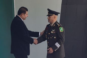 El nuevo comandante de la Región Militar en Puebla rindió protesta ante la presencia del gobernador del estado, Alejandro Armenta / Agencia Es Imagen