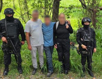 El adolescente fue reintegrado con sus familiares luego de ser rescatado | Secretaría de Seguridad Jalisco