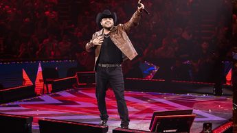 Gerardo Ortiz interpretó éxitos como "Tranquilito, "La leona y el mandilón", "Para qué lastimarme", "Y me besa". | Especial