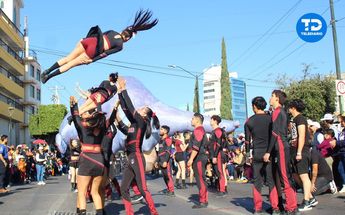 Desfile por el Aniversario de León en el marco de la Feria llenó de alegría a los asistentes | Monserrat Yépez