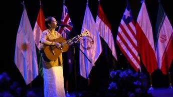 XIX Cumbre de Premios Nobel.| Luis Guerra