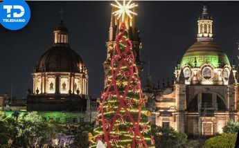 Encendido del árbol navideño en Guadalajara / Especial