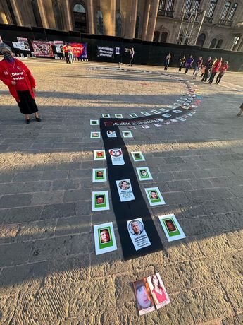 El Colectivo Amores exigió acción inmediata de las autoridades ante la ola de desapariciones en el estado. | Fabricio Gallegos