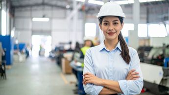 El secretario de Economía y Turismo, Jaime Oropeza Casas, anunció la realización de la feria del empleo "Mujeres Imparables" / CANVA