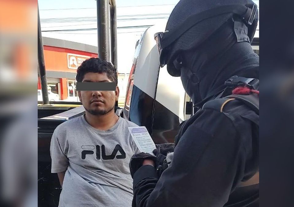 Presunto delincuente detenido en Zuazua. / Cortesía