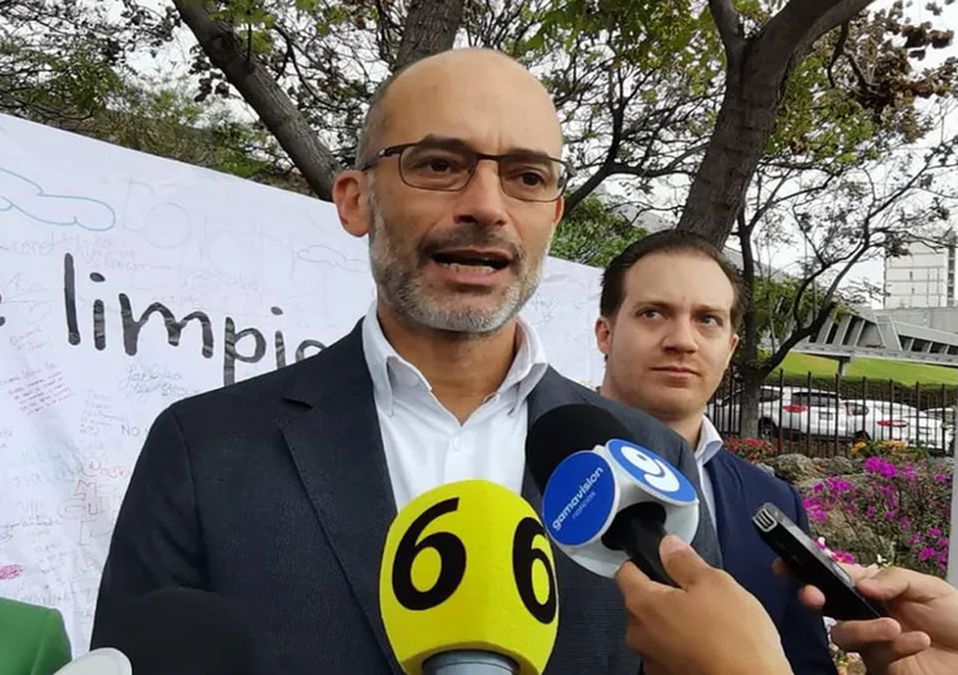 San Pedro presenta amparo contra refinería de Cadereyta para disminuir contaminación