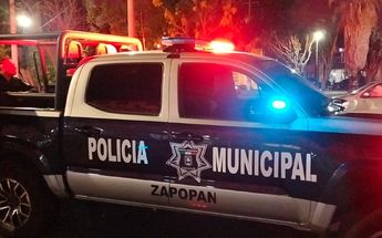 La policía acordonó el área a la espera del Semefo / Vicente Torres Alfaro