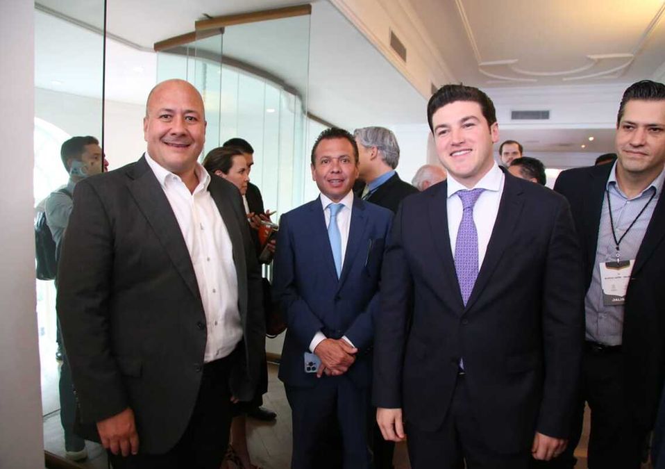 Los gobernadores de Jalisco y Nuevo León, Enrique Alfaro (izq.) y Samuel García. | Jorge López
