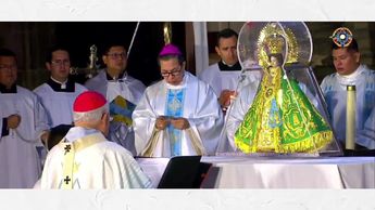 La oración del patrocinio y el canto de la Salve llenan de fe y paz el lugar | Crédito: Facebook Prensa Arzobispado de Guadalajara