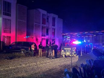 Exterior del edificio de departamentos donde se encontró el cuerpo calcinado | Telediario