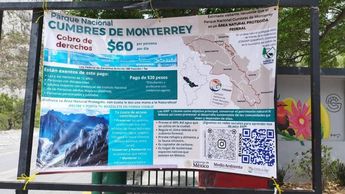 La lona fue puesta para anunciar el posible cambio | Especial