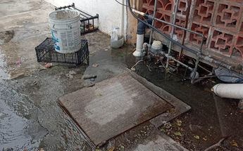 Fuga de agua alarma a vecinos de San Nicolás | José Luis Marroquín.