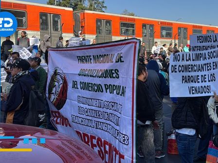 Comerciantes ambulantes bloquean Tlalpan | Especial