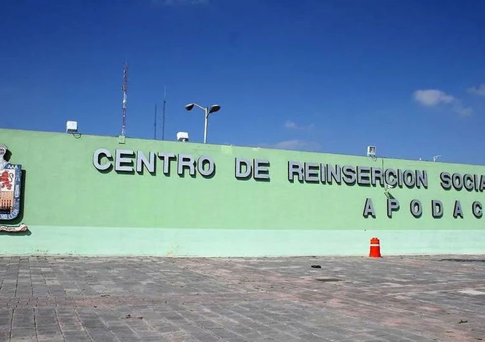 Trasladan reos del penal de Apodaca al penal de Cadereyta