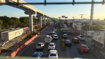 En la avenida Miguel Alemán se registró tráfico intenso. | Pedro Delgado