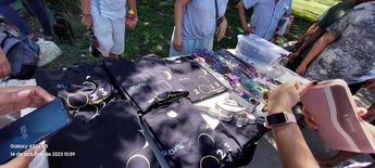 Venden playeras y otros productos por el eclipse solar 2023/ Graciela Olvera