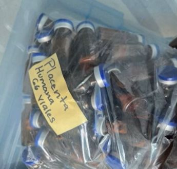 Algunos productos indicaban ser placenta humana. | Fiscalía del Estado de Jalisco