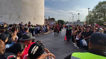 El Viacrucis del Ojo de Agua en Saltillo es considerado uno de los más concurridos del norte del país. | Daniel Santiago