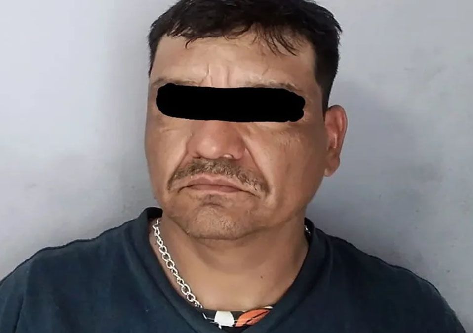 Hombre es detenido por negar acceso a su pareja a casa en Escobedo; era buscado por homicidio