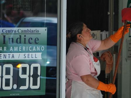 El valor del dólar todos los días en México debido a los movimientos en los bancos | Cuartoscuro