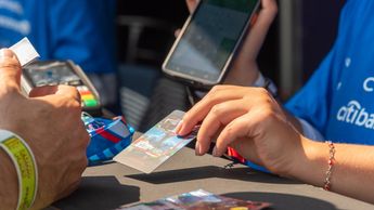 Ejemplo de pagos cashless en la Fórmula 1