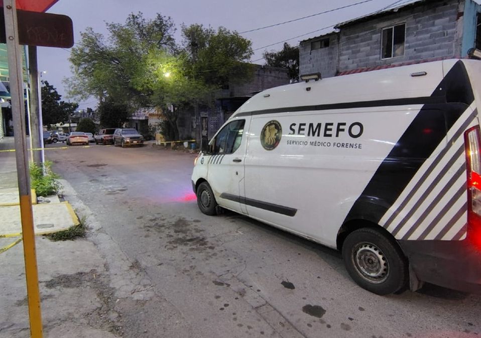 El oficial herido recibió un impacto de bala en la pantorrilla izquierda. | Agustín Martínez