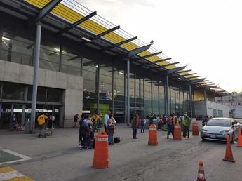 Exterior de la central camionera la mañana del sábado. | Fabricio Gallegos