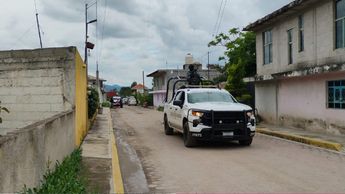 Elementos de la GN, SSP y Marina mantienen patrullajes en el lugar donde ocurrió la explosión en Tepeaca | Verónica López