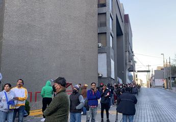Algunos asistentes comentaron que no pudieron realizar el trámite vía internet. | Pedro Delgado