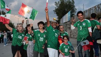 Los comercios de la Canirac se ponen la camiseta y mejoran sus servicios para recibir a la ola de aficionados | Es Imagen