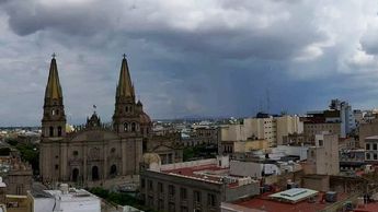Esta situación meteorológica coincide con un patrón típico del clima de verano en Guadalajara | Protección Civil Jalisco