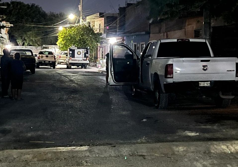 Matan a balazos a un joven dentro de una casa en Juárez. | Mayte Villasana