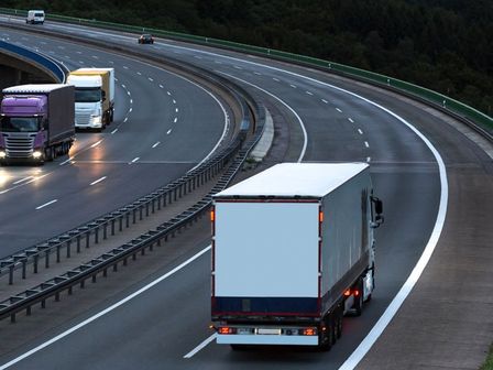 La Autopista México-Puebla suele registrar clima frío y bancos de niebla en la zona de Río Frío / CANVA