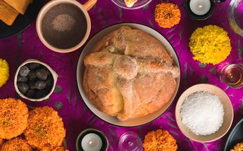 Ofrenda del Día de Muertos | Unsplash