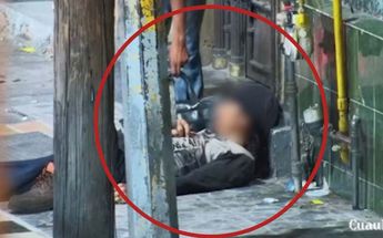 Imagen de cámaras de seguridad cuando uno de los presuntos delincuentes realiza un robo. | Cortesía