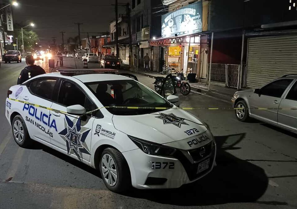 La Policía de San Nicolás abanderó la zona tras el ataque. | Israel Santacruz