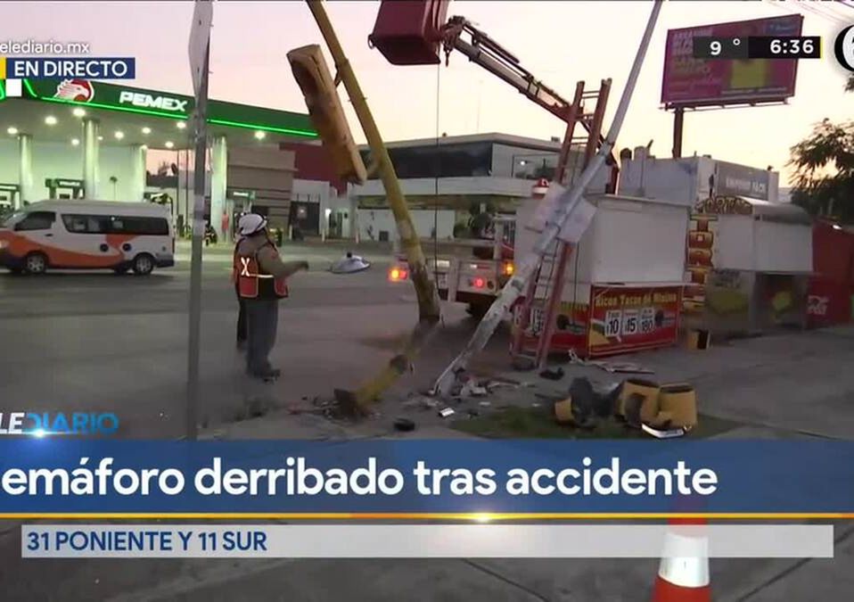 Retiran semáforo en 31 Poniente y 11 Sur tras accidente vial / Delfino Nolasco