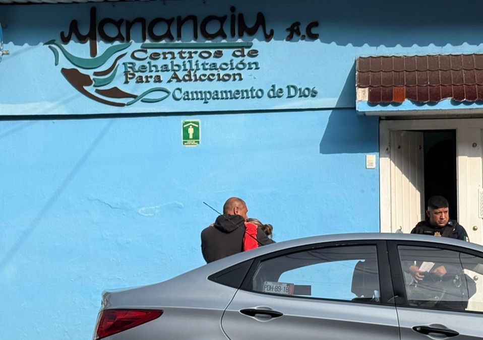 Luego de golpearlo, los sujetos subieron al joven a una camioneta y los llevaron al anexo de la GAM | Ramón Ramírez