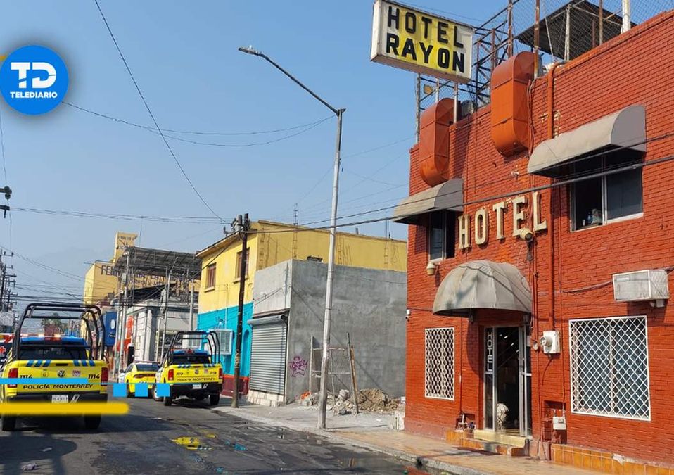 Incendio en hotel provoca movilización en el Centro de Monterrey. | Leyda Estrada