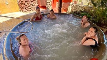 Este balneario cueta con hotel, albercas y aguas termales a diferentes costos | hotelspacosala