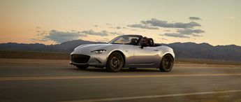 El Mazda MX 5 es un modelo deportivo y con una gran variedad de funciones.