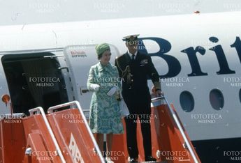 Llegada de la Reina Isabel II con el príncipe Felipe a México | Fototeca MILENIO